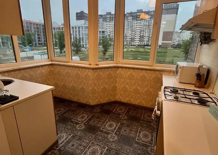 набережний квартал *