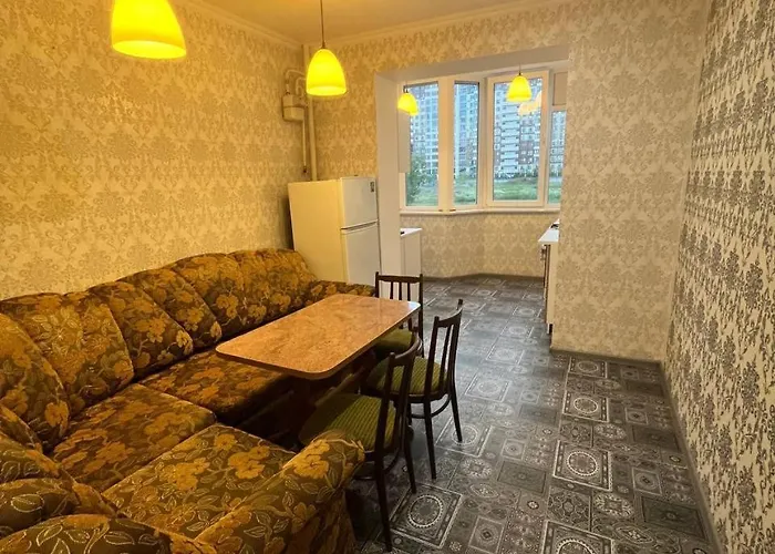 набережний квартал *