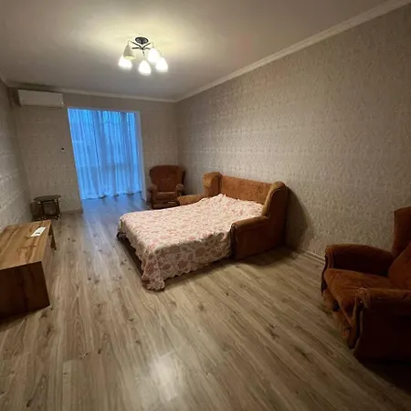 набережний квартал *